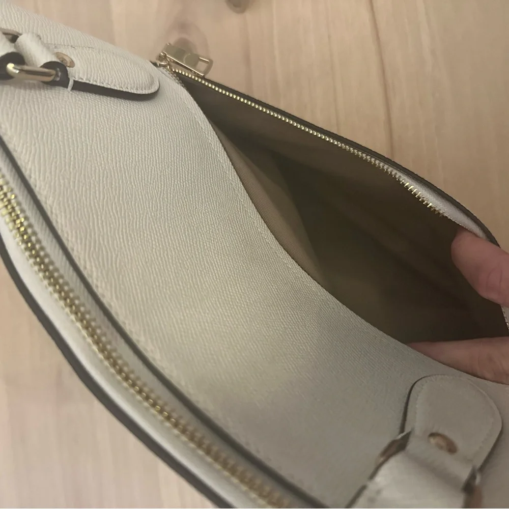 Coach Elegant White Tote and Wallet - Picture 3 of 9